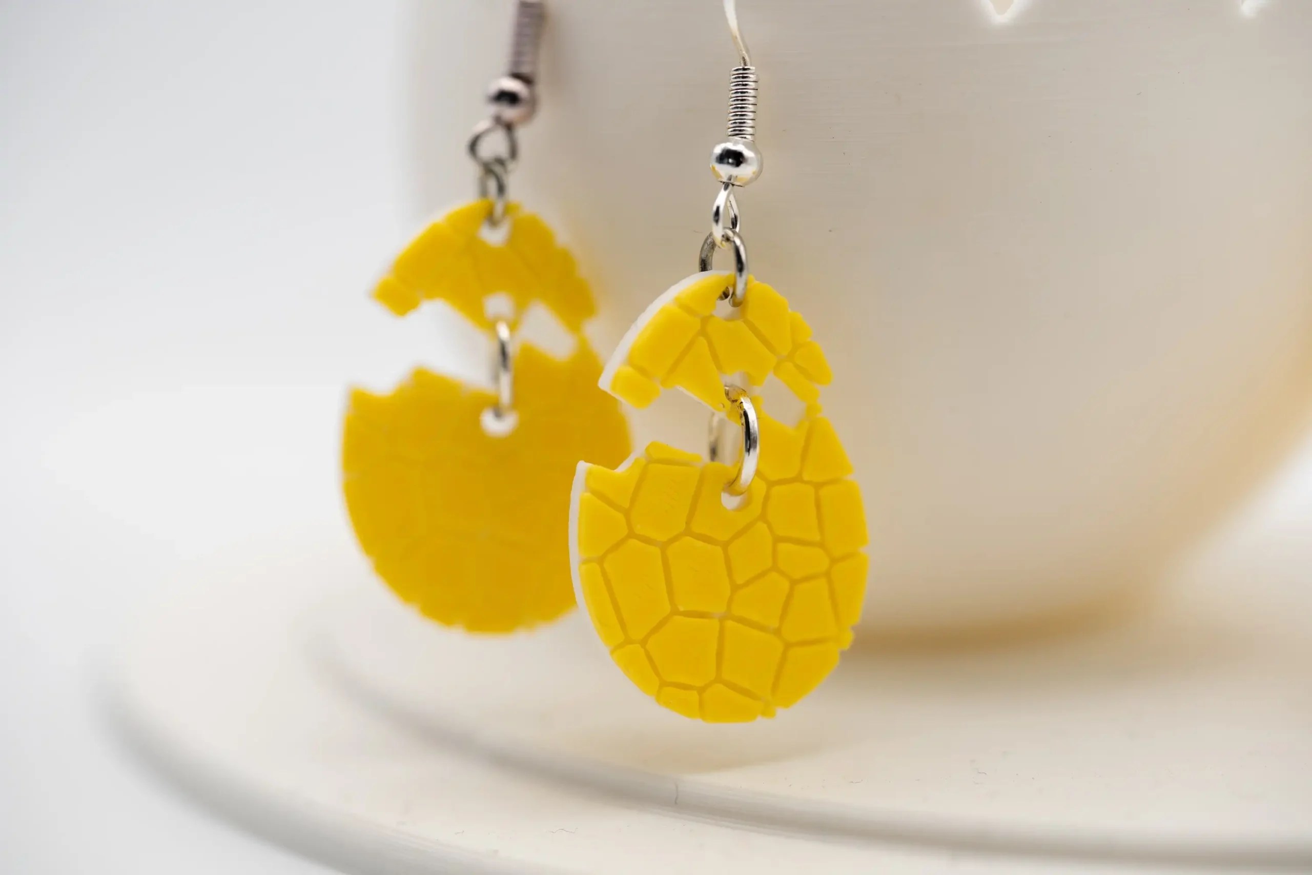 Boucles d'oreilles oeuf voronoi jaune - spoolio