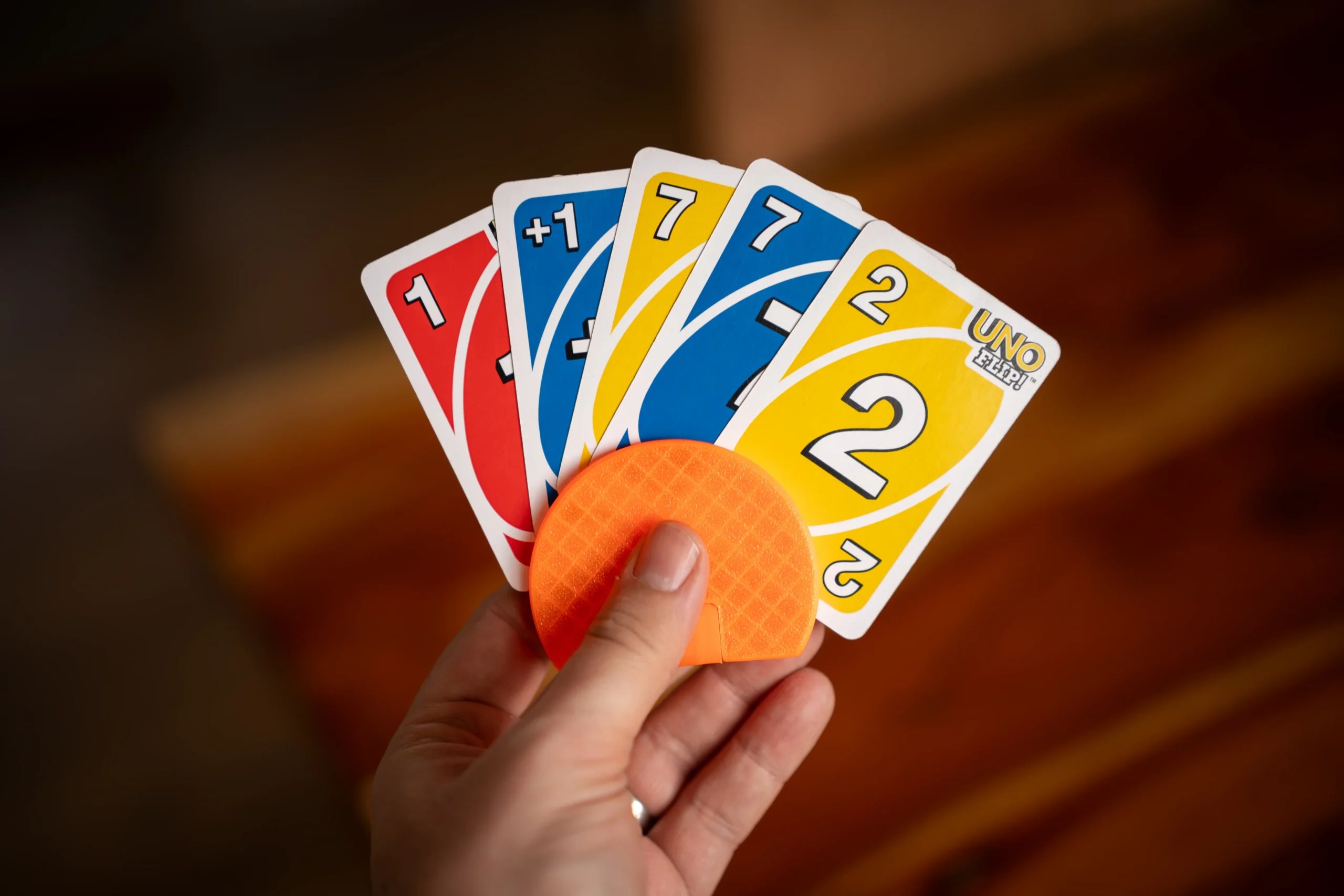 Pince pour cartes de jeu