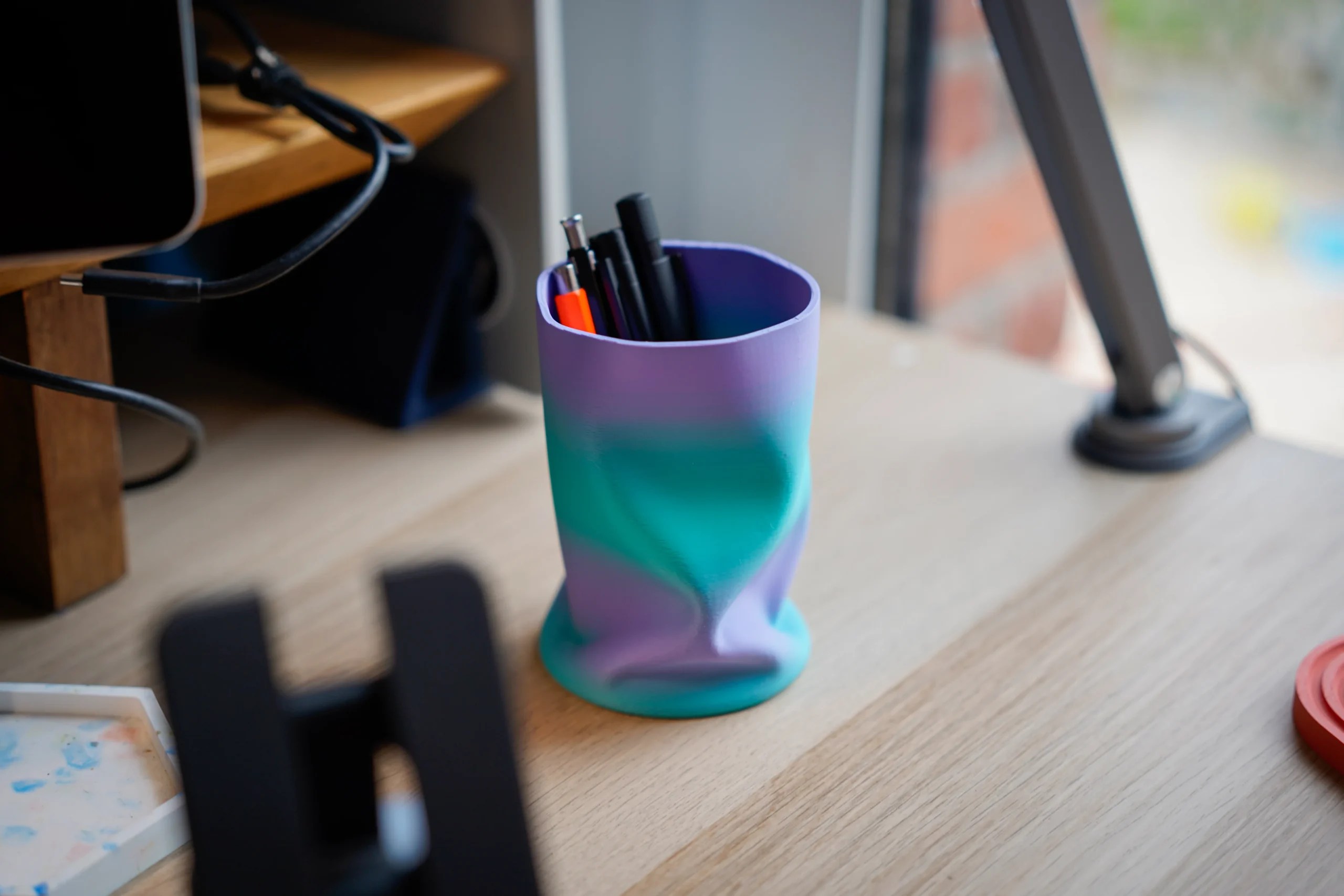 Spoolio SecretSanta Pot A Crayons 4